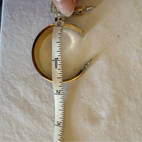 Caché set gold tone snake skin earrings and bracelet - Picture 6 of 9